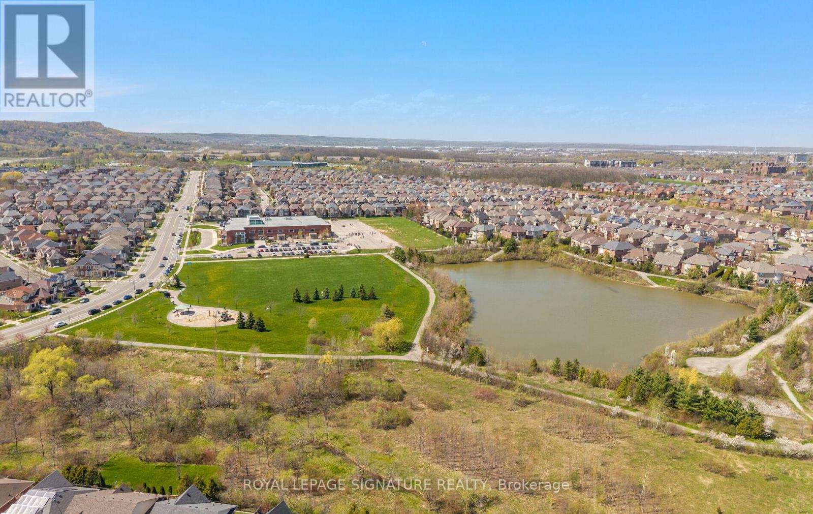 476 NAIRN CIRCLE - 48