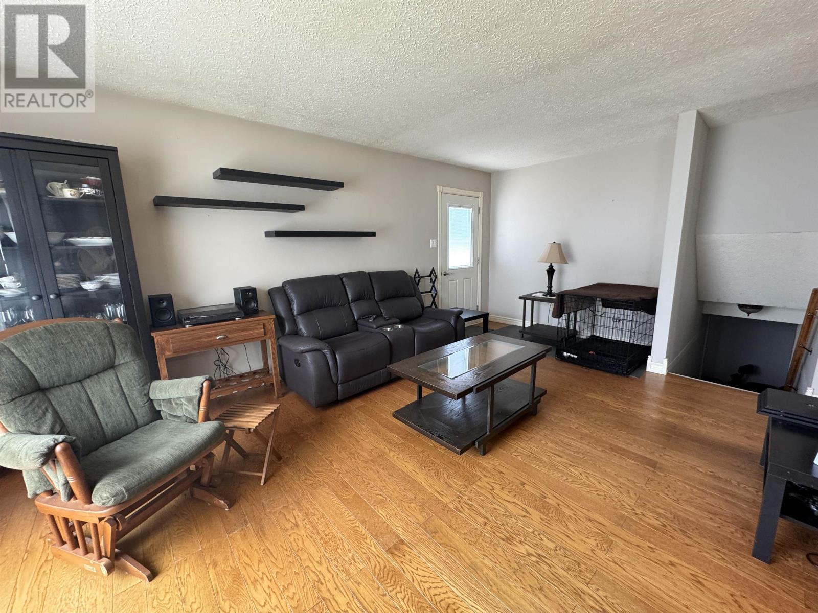8 Matachewan RD, Manitouwadge, Ontario, P0T2C0 — Photo 4