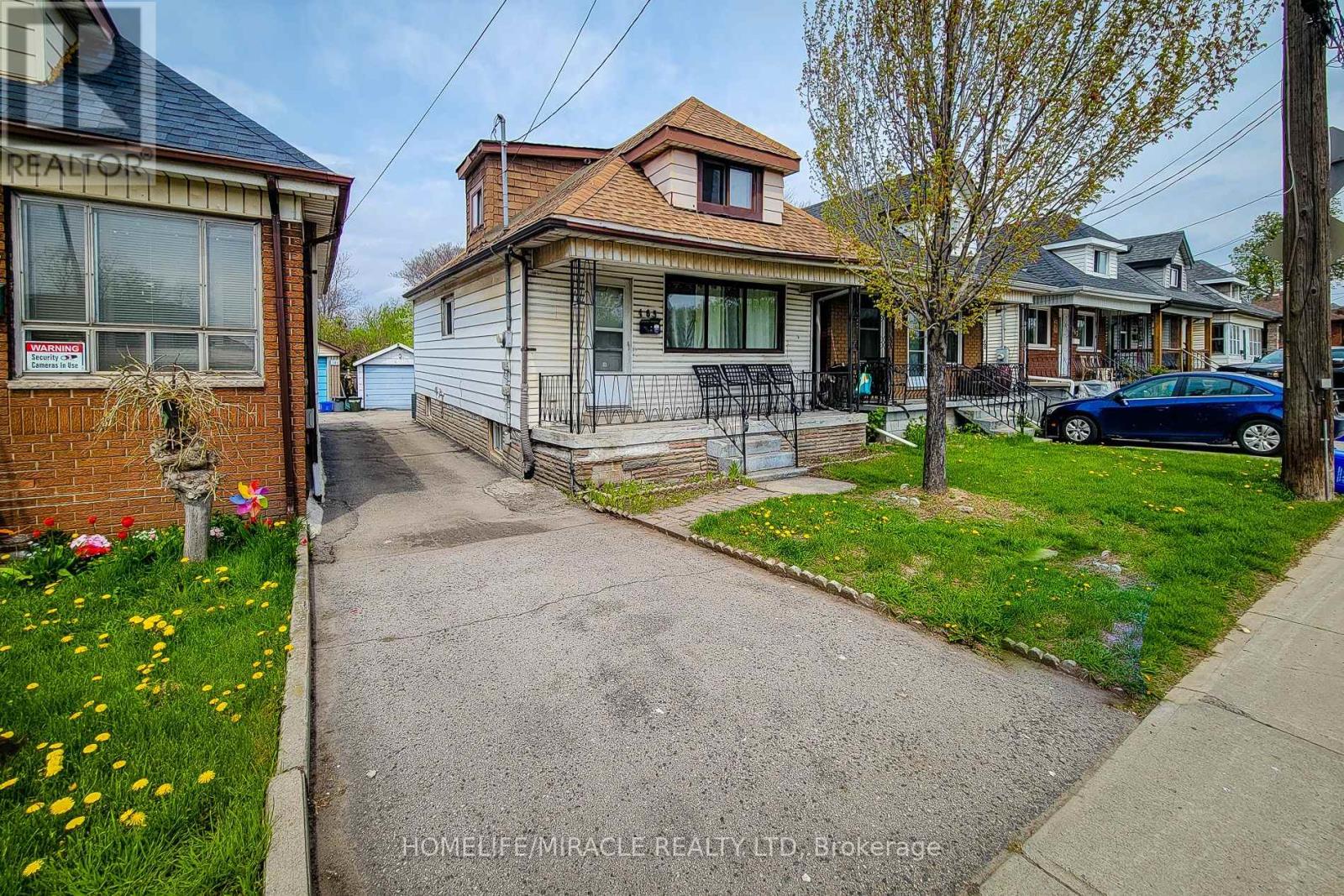 463 WELLINGTON STREET N - 5
