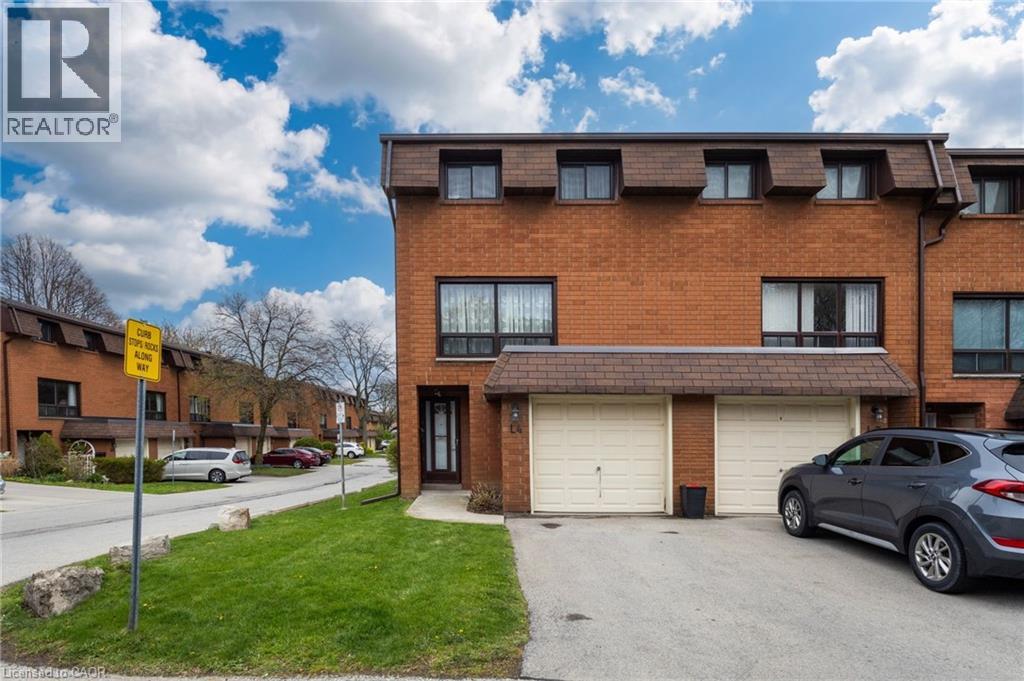 444 STONE CHURCH Road W Unit# L4, Hamilton, Ontario, L9B1R1 — Photo 2