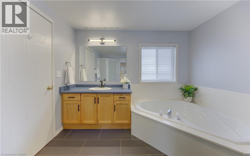 580 CANSO Place, Waterloo, Ontario, N2K3Z9 — Photo 45