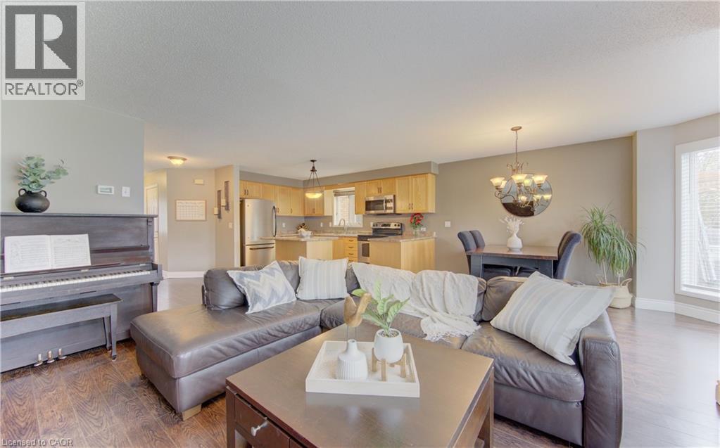580 CANSO Place, Waterloo, Ontario, N2K3Z9 — Photo 4