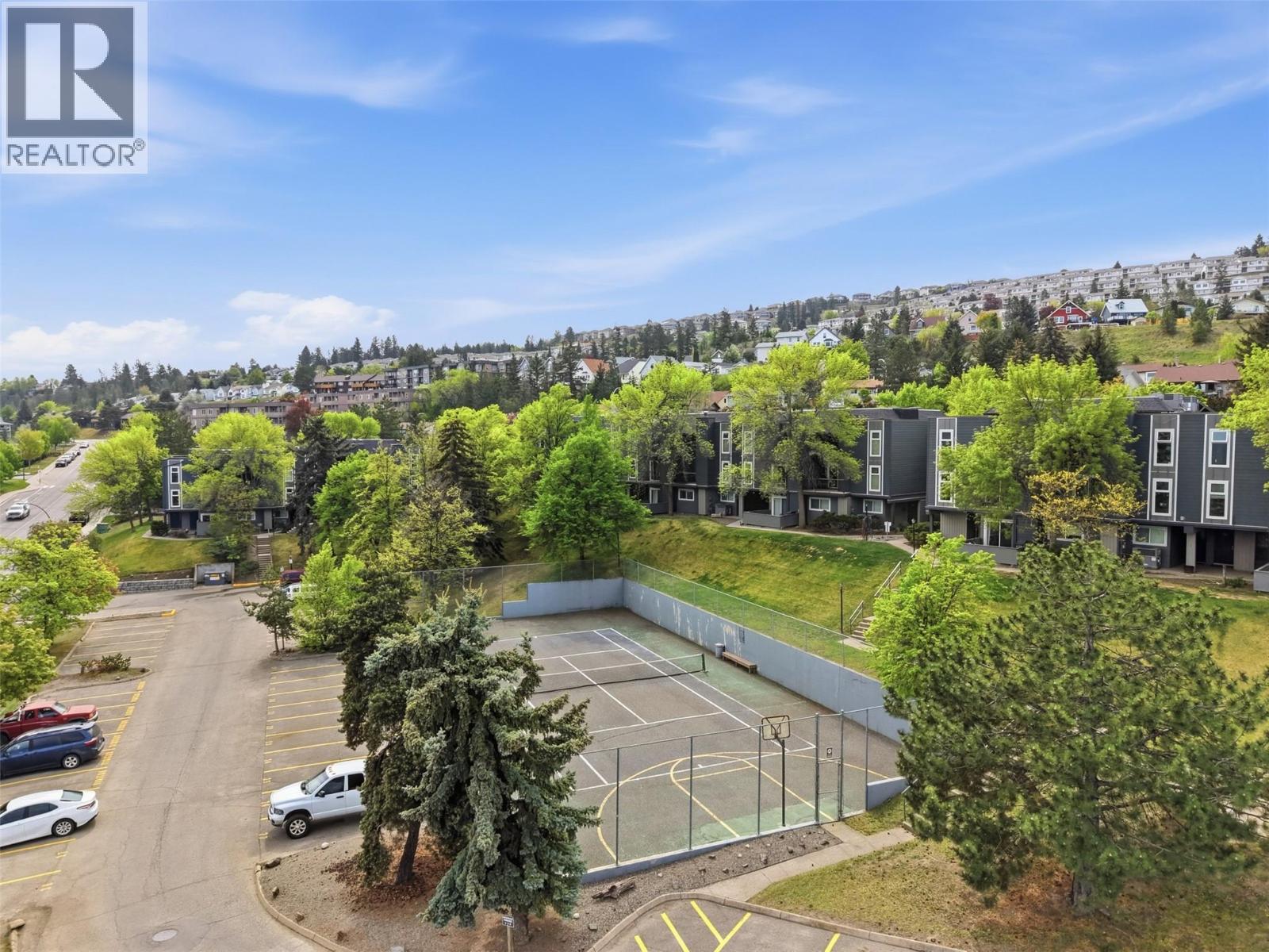#53 1221 HUGH ALLAN Drive - 33
