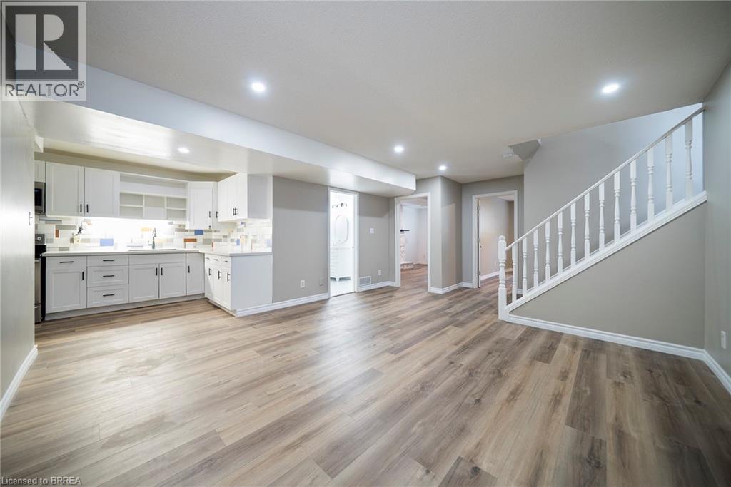 53 MEMORIAL Drive Unit# LOWER, Brantford, Ontario, N3R5S2 — Photo 5