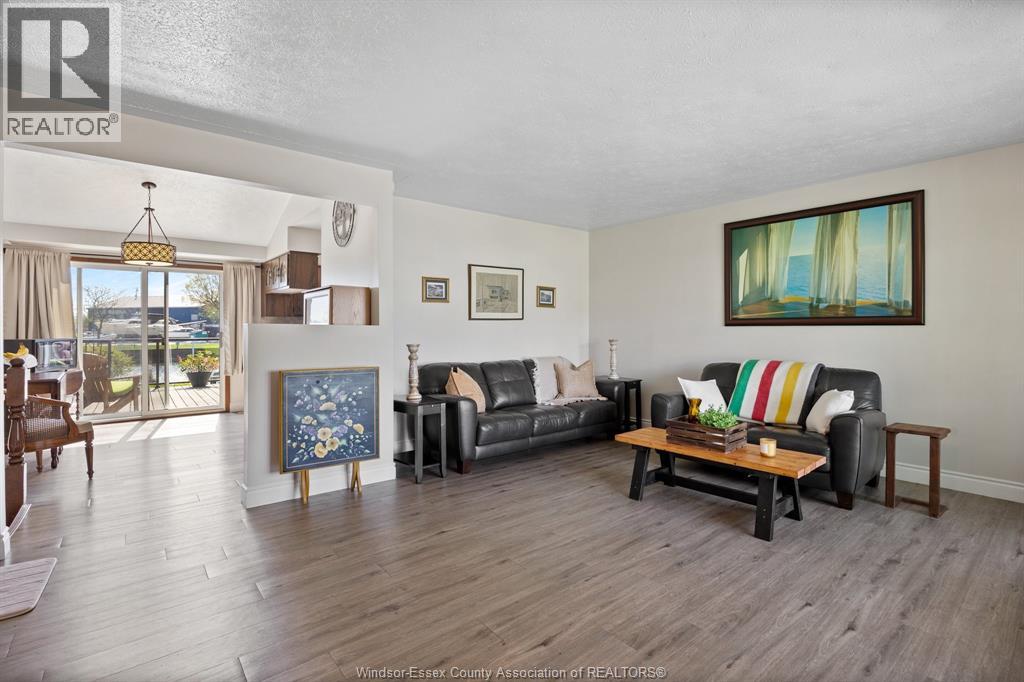 19085 BLUE WATER AVENUE, Lakeshore, Ontario, N0P2L0 — Photo 12