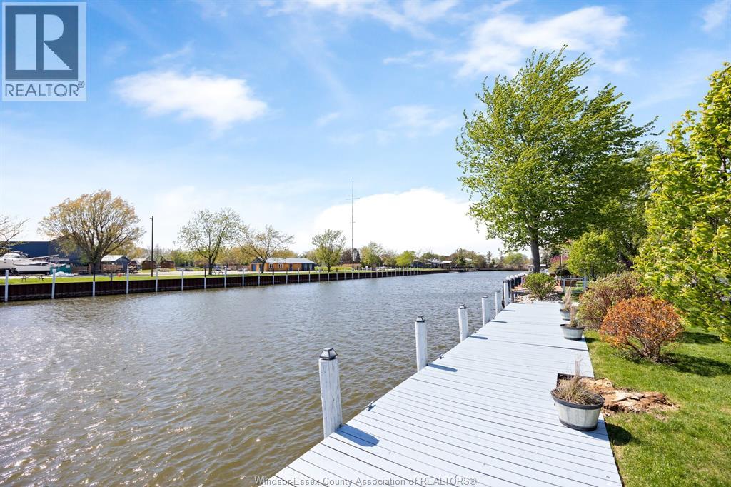 19085 BLUE WATER AVENUE, Lakeshore, Ontario, N0P2L0 — Photo 5