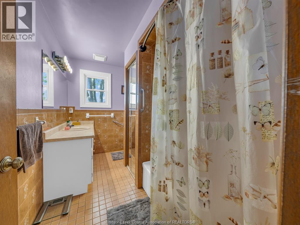 2379 VIA VITA, Windsor, Ontario, N9E4G5 — Photo 34