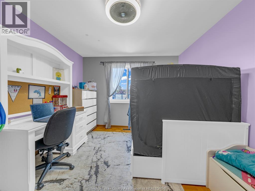 2379 VIA VITA, Windsor, Ontario, N9E4G5 — Photo 3