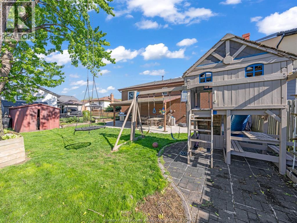 2379 VIA VITA, Windsor, Ontario, N9E4G5 — Photo 7