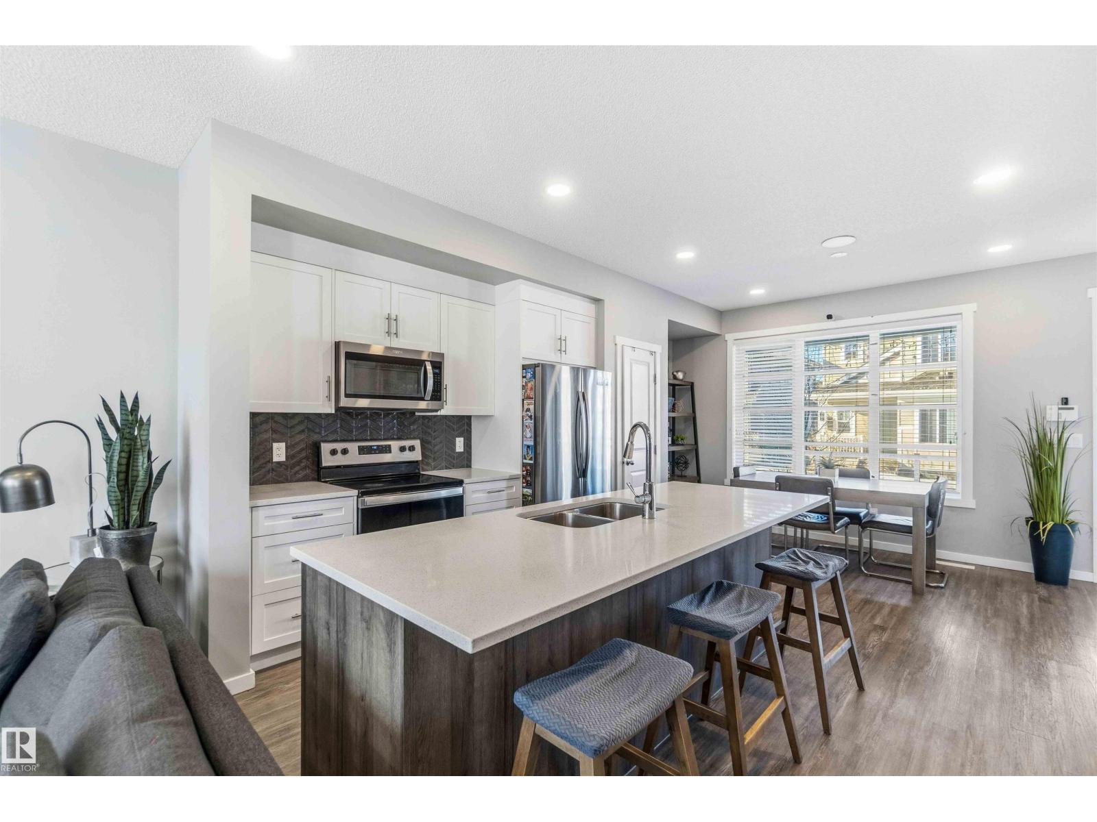 1908 25 ST NW - 9