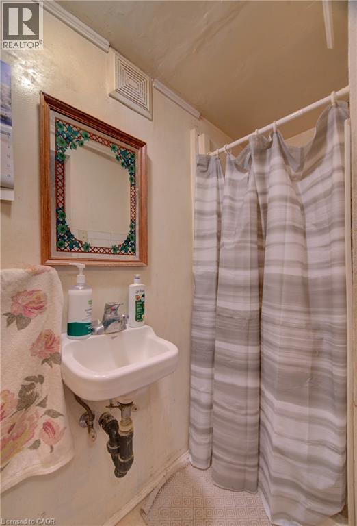 207 LINDEN Drive, Cambridge, Ontario, N3H4Y1 — Photo 7