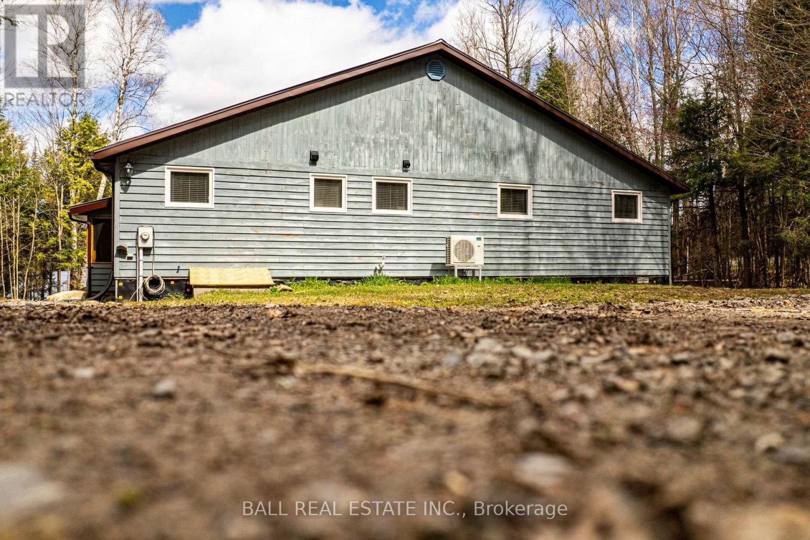 1154 SURVEYOR DRIVE - 13