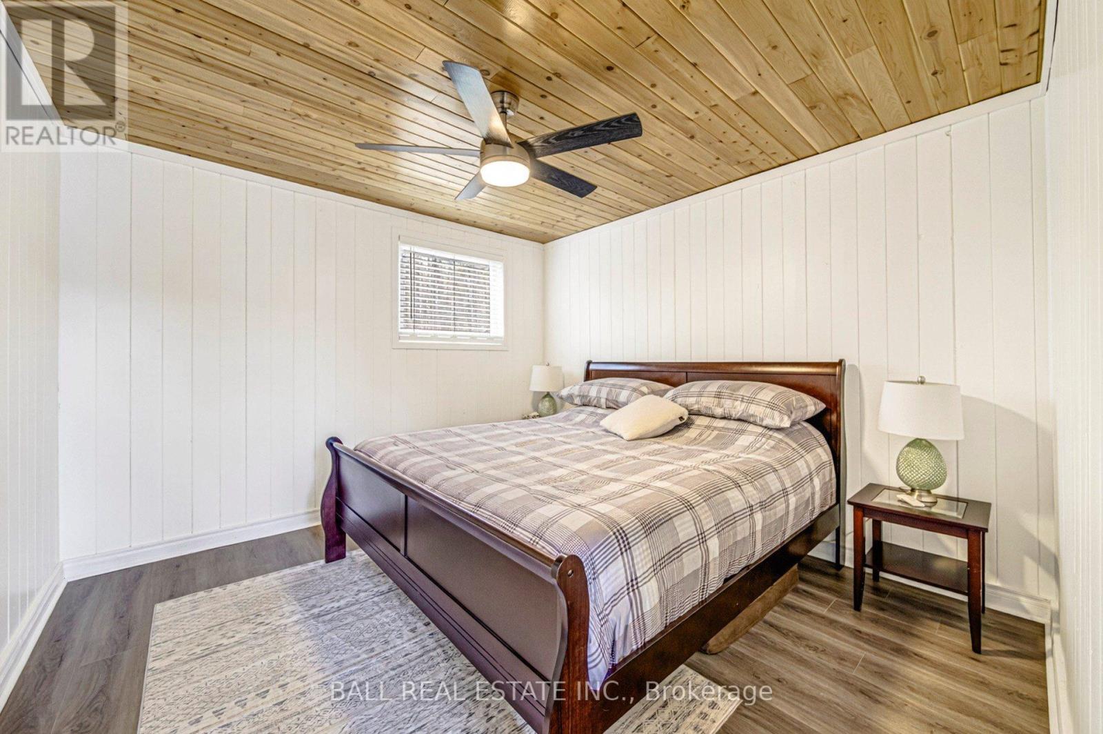 1154 SURVEYOR DRIVE - 38