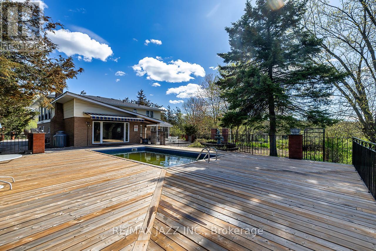 1249 GLEN MILLER ROAD - 36