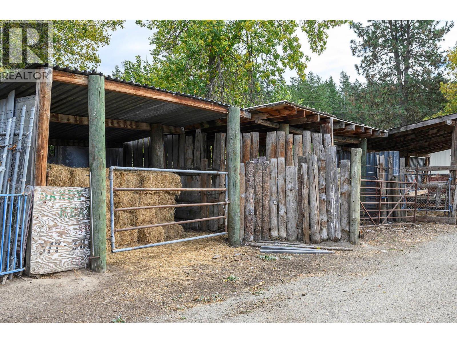 1585 LANCE Road - 81