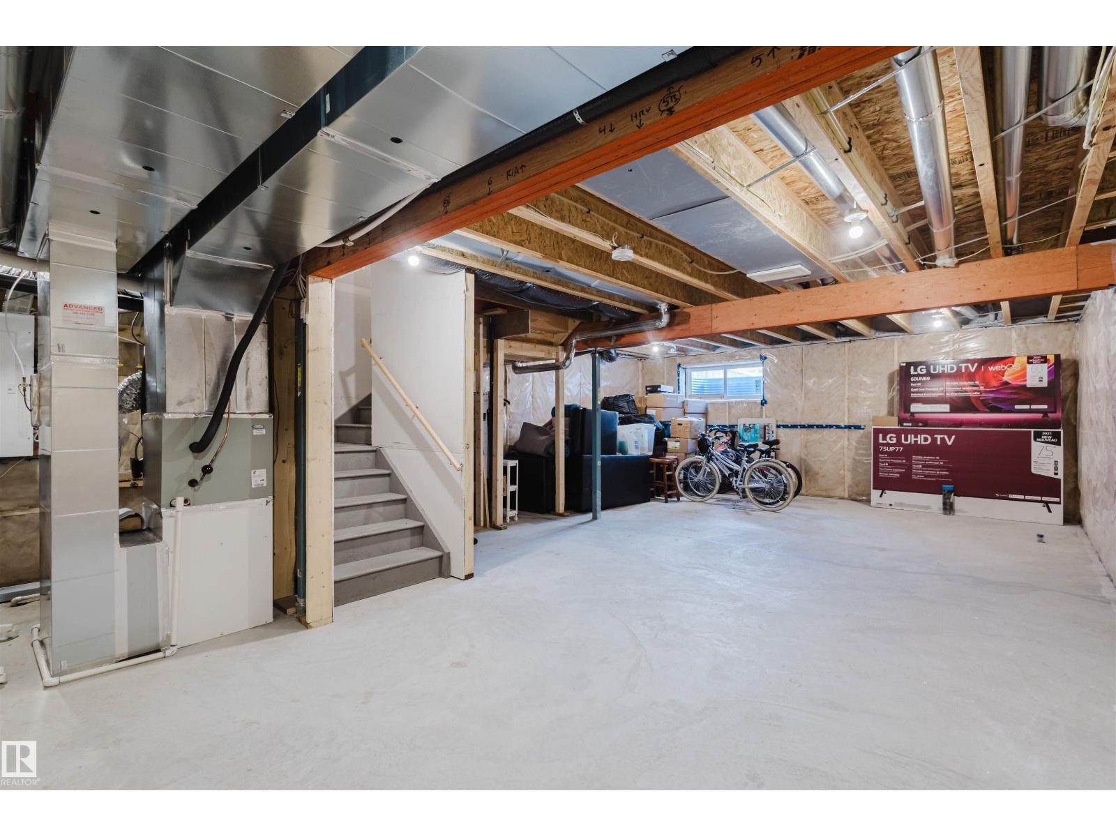 5612 HAWTHORN WY SW - 29