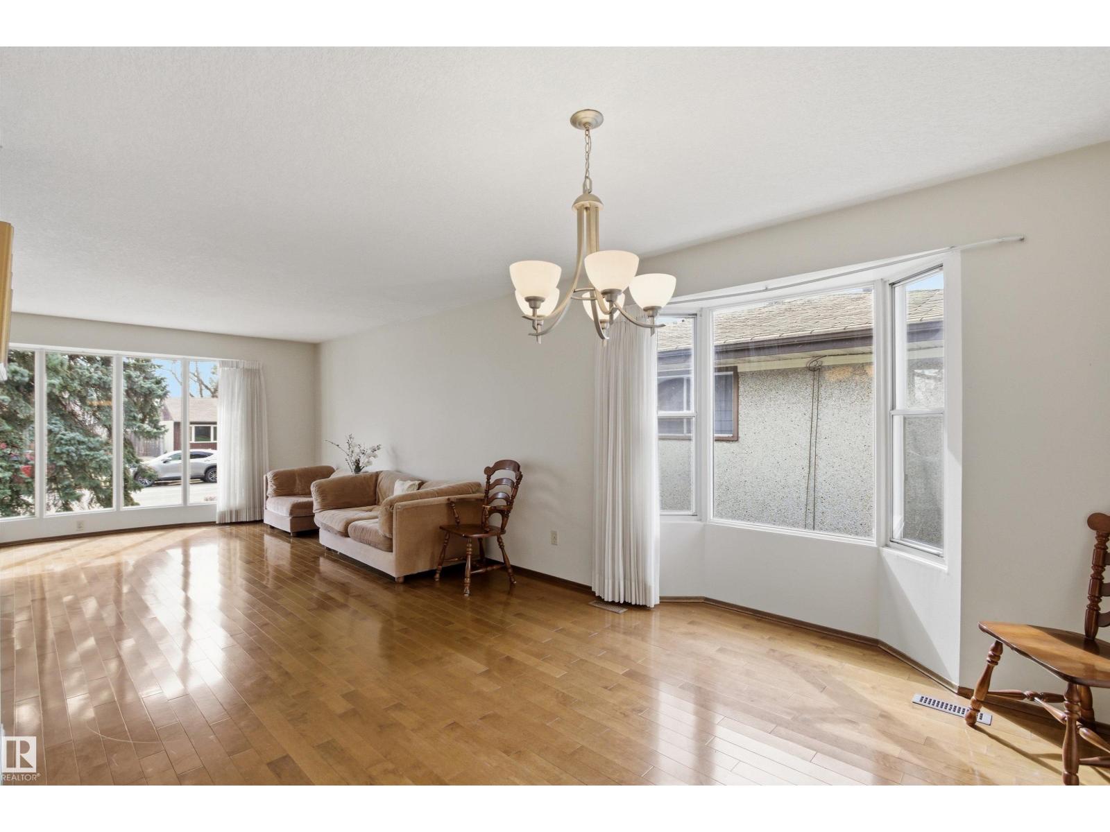 13222 116 ST NW - 11