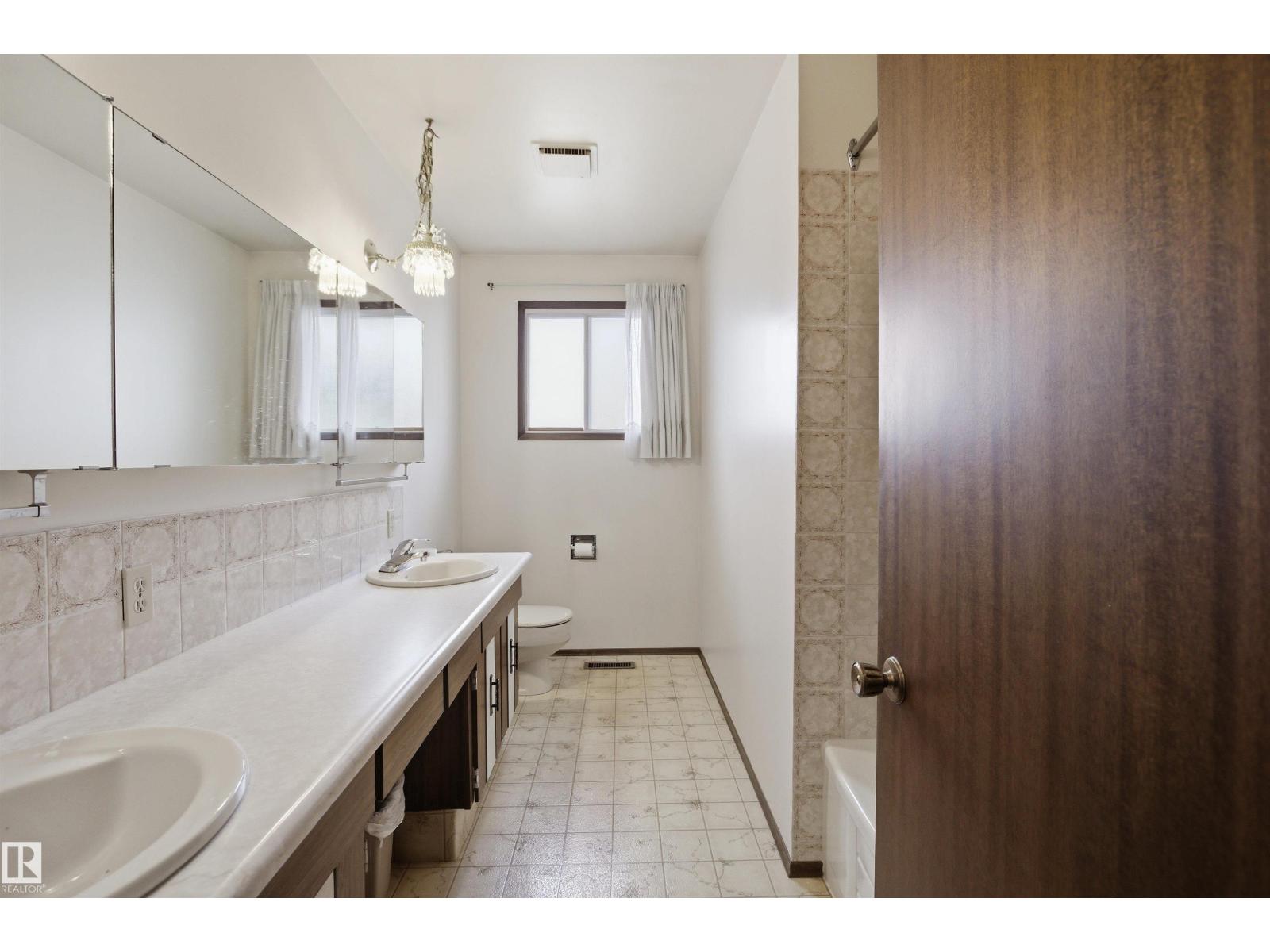 13222 116 ST NW - 30
