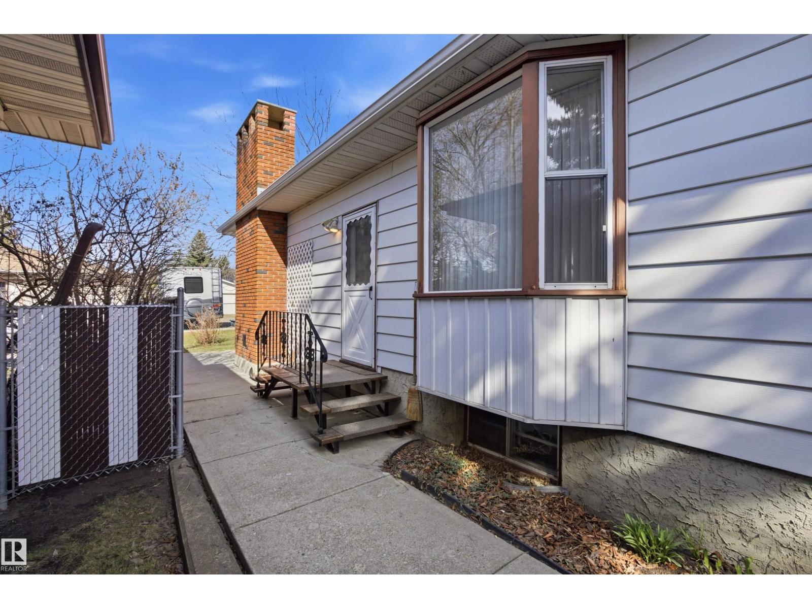 13222 116 ST NW - 52