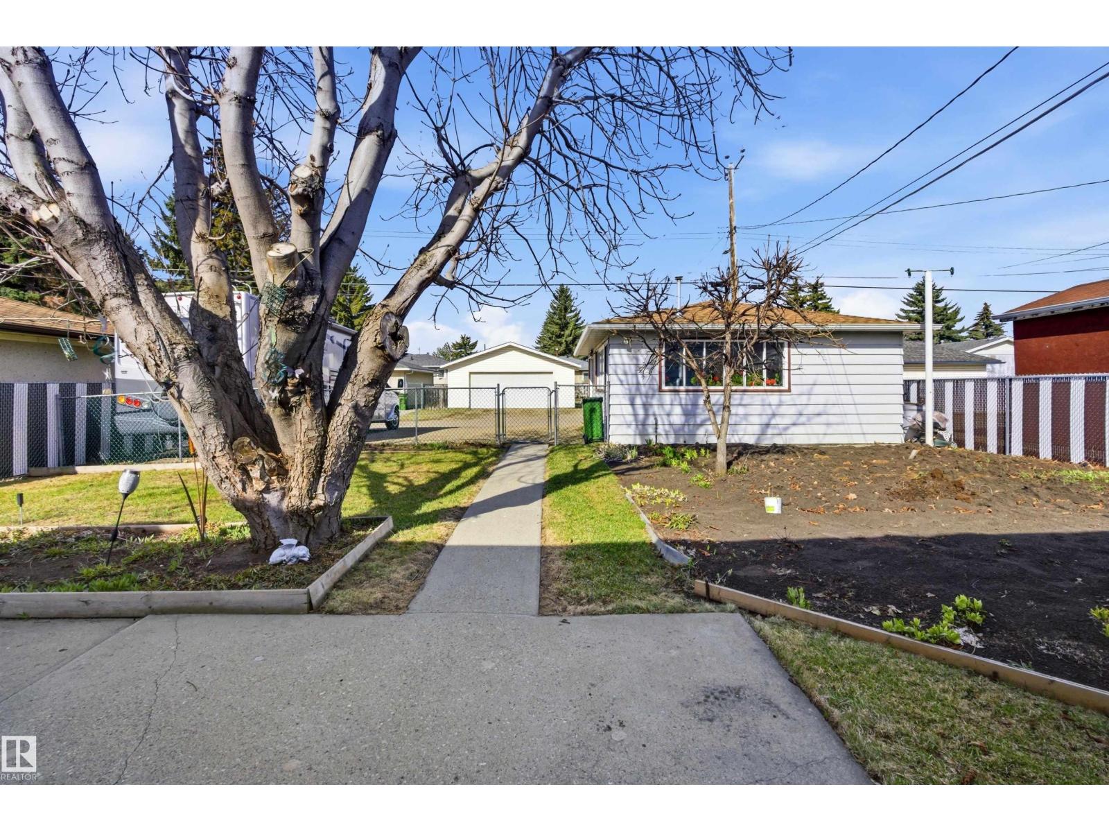 13222 116 ST NW - 58
