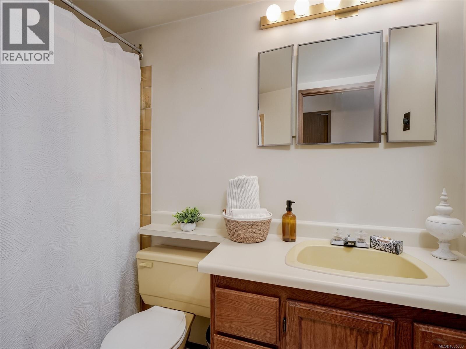 #20 2020 White Birch Rd - 11