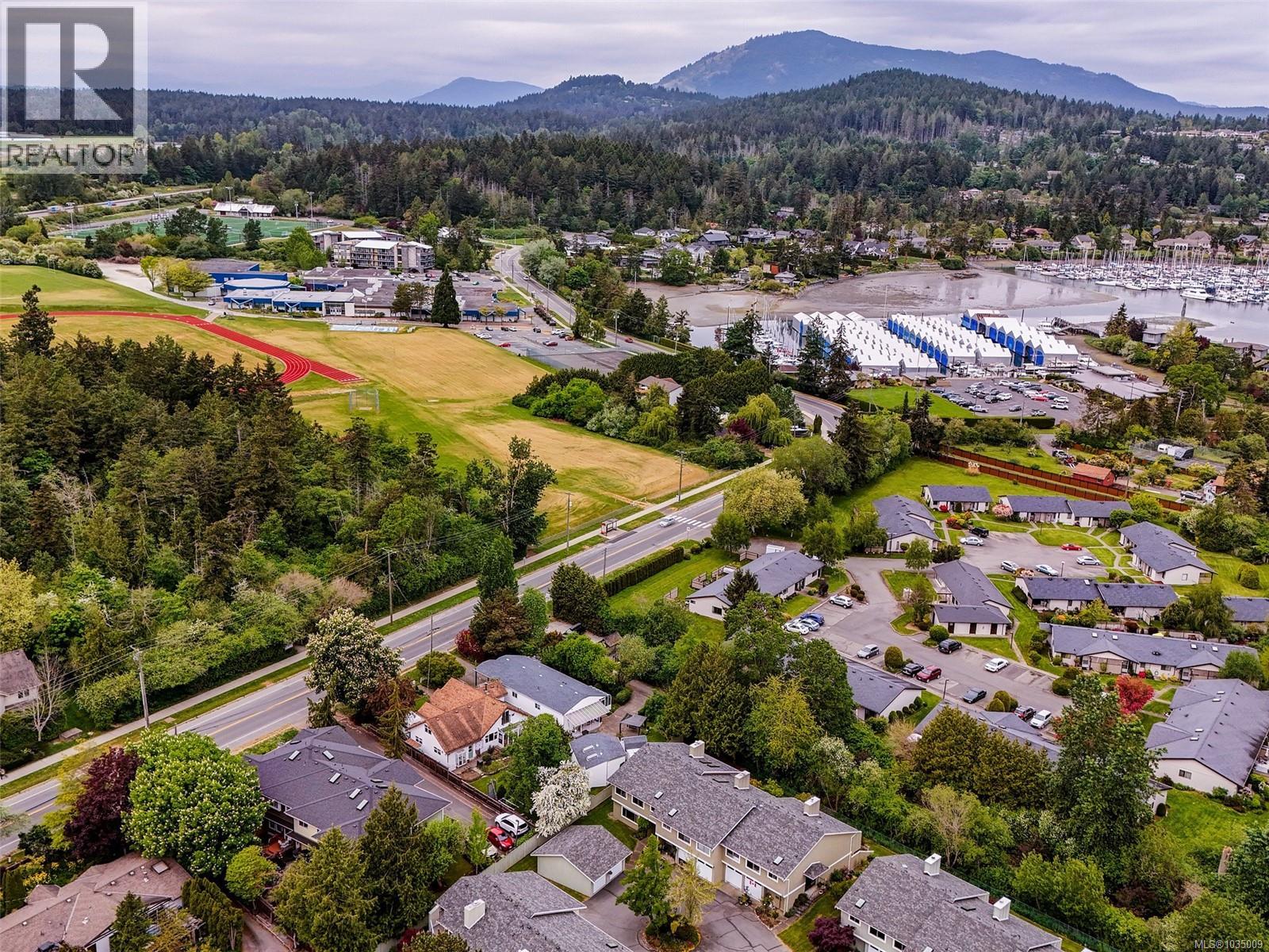 #20 2020 White Birch Rd - 30