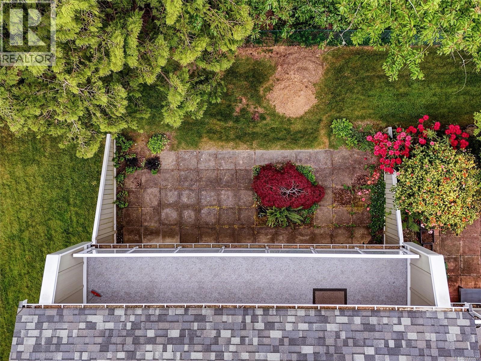 #20 2020 White Birch Rd - 32