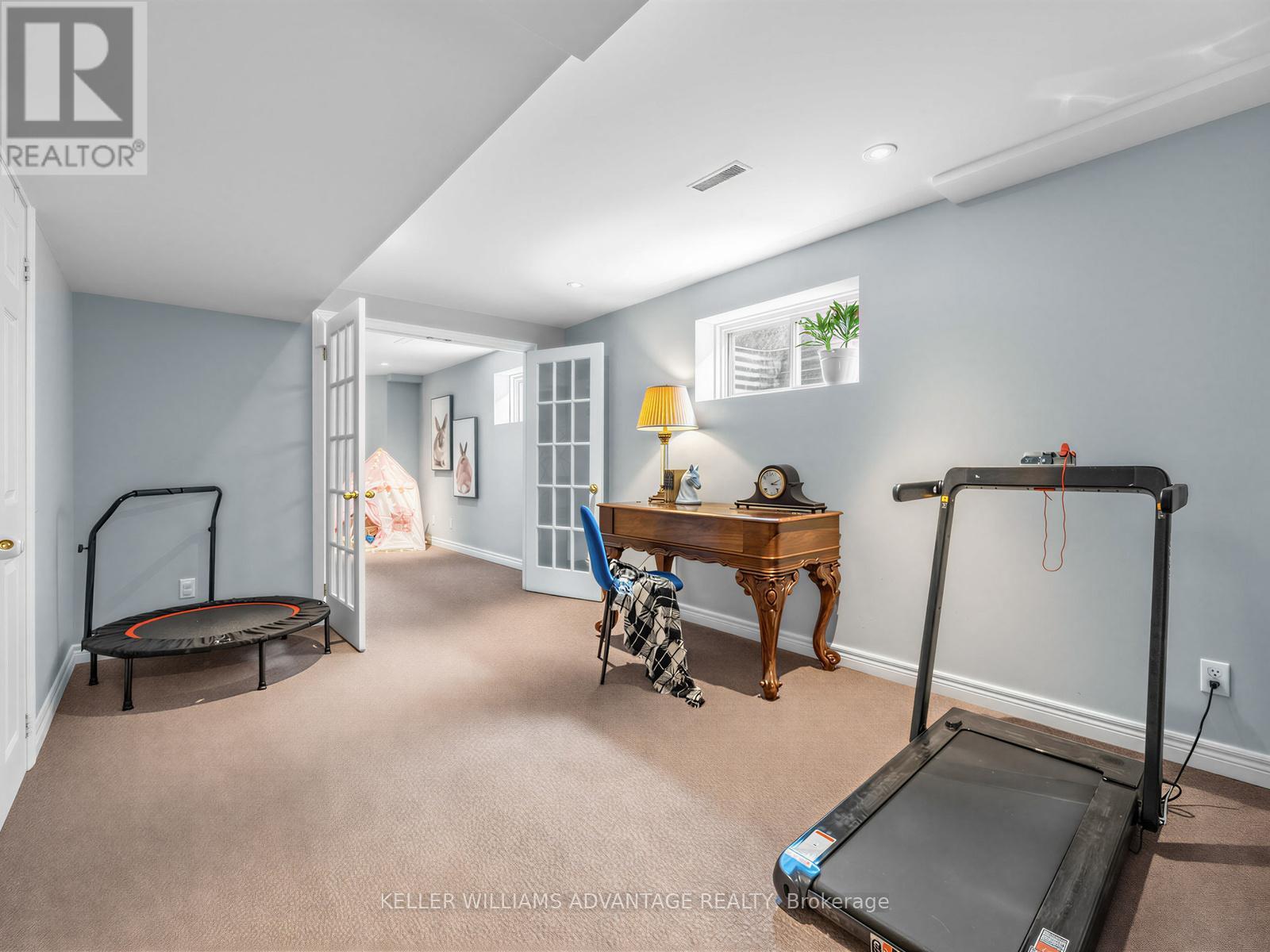 98 COALPORT DRIVE - 27