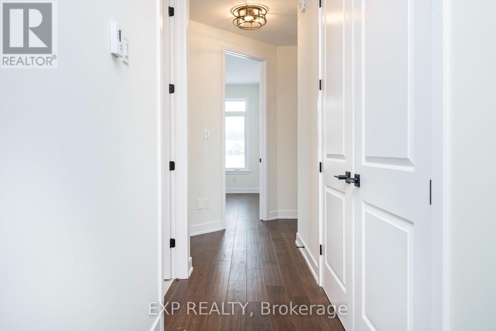 228 TRUDEAU CRESCENT - 24