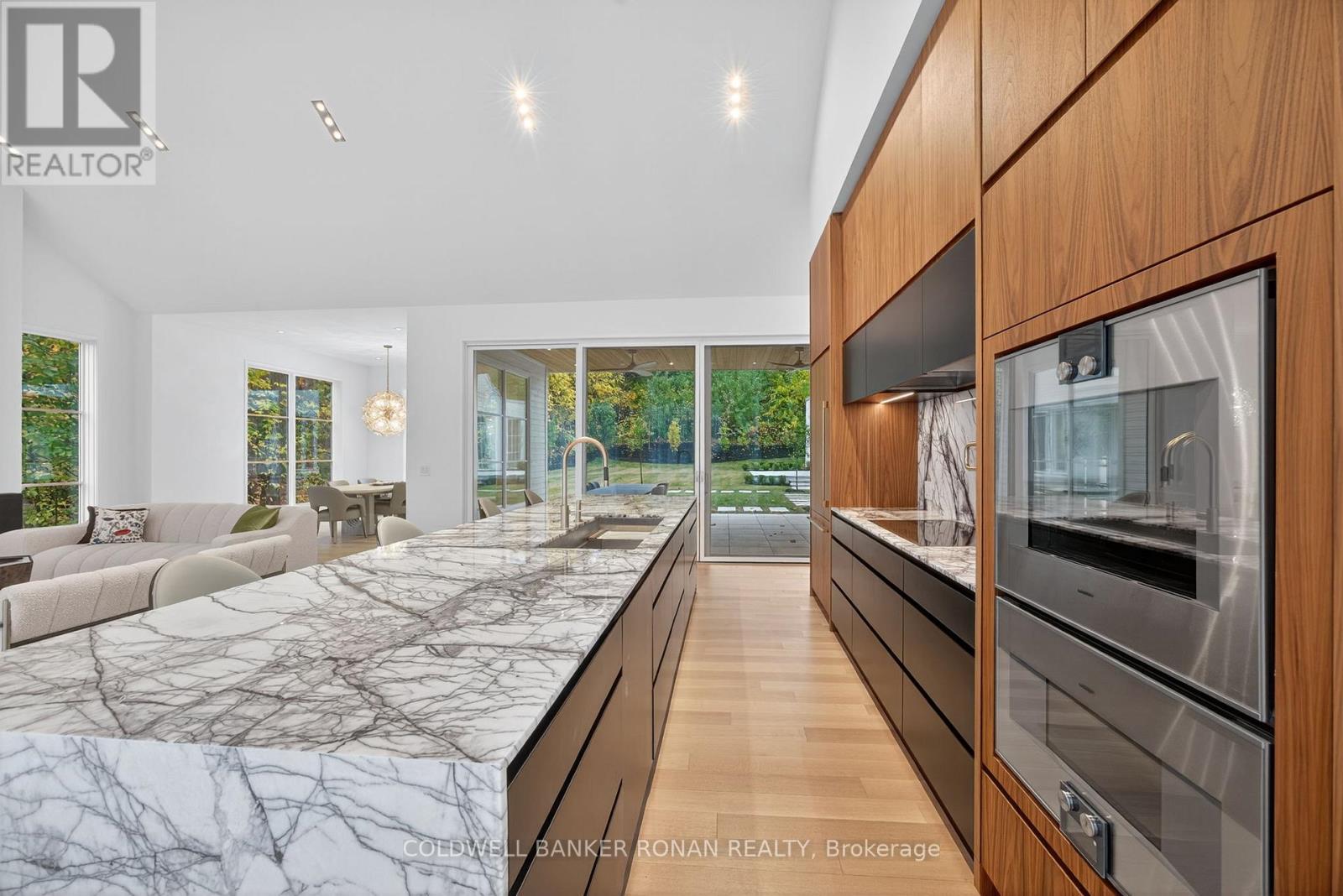 9 GRAY AVENUE - 12