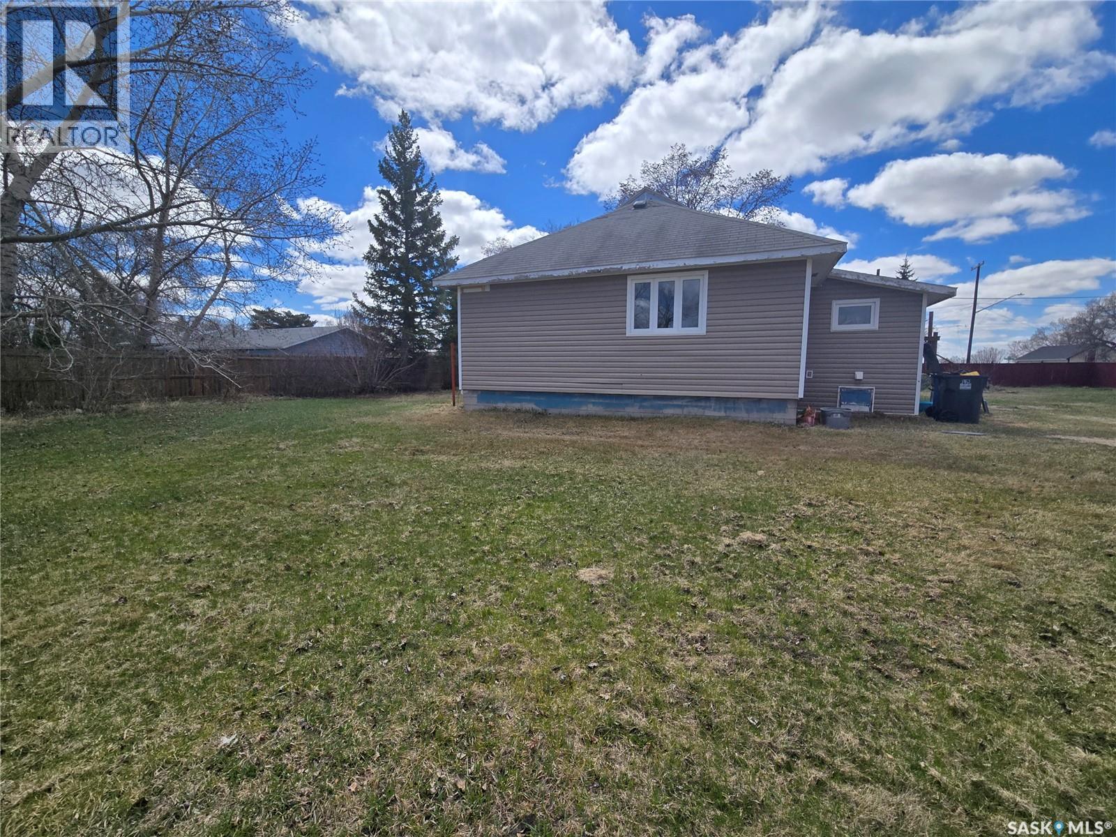 601 Souris AVENUE - 4