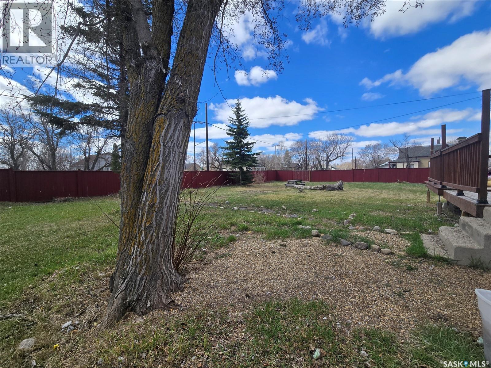 601 Souris AVENUE - 8