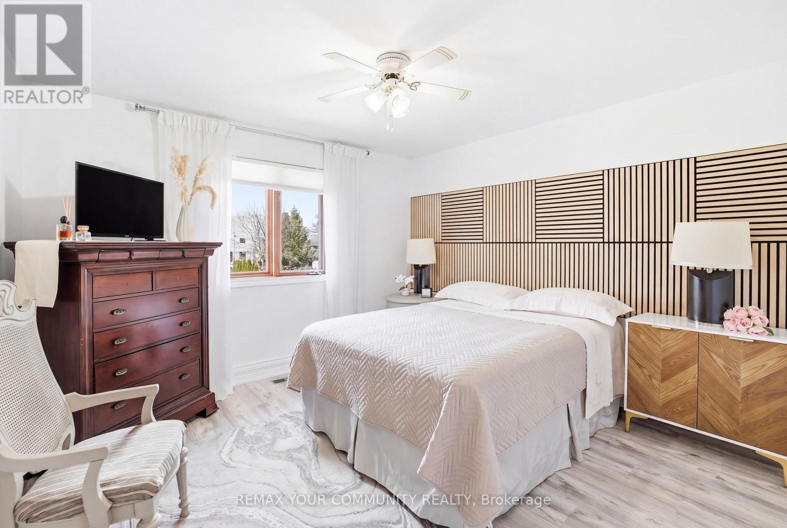 17 ST. CLAIR STREET - 17