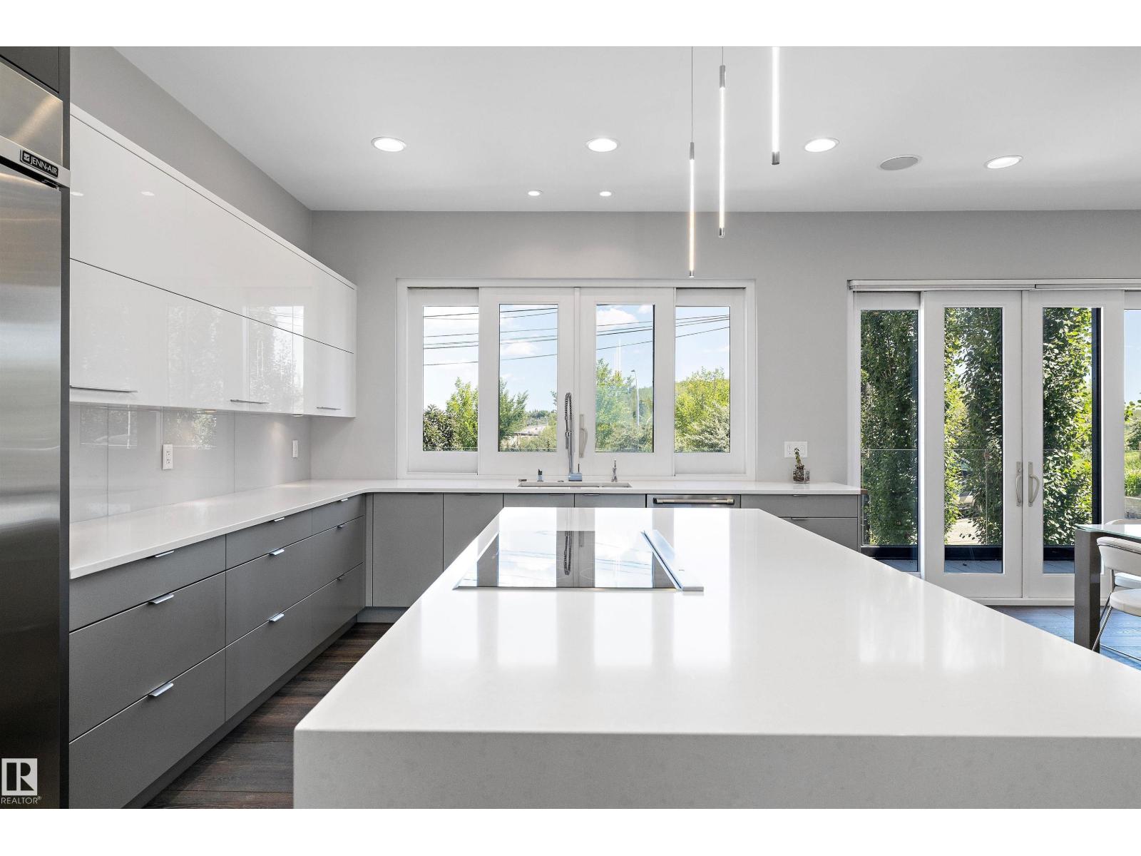 9509 99B ST NW, Edmonton