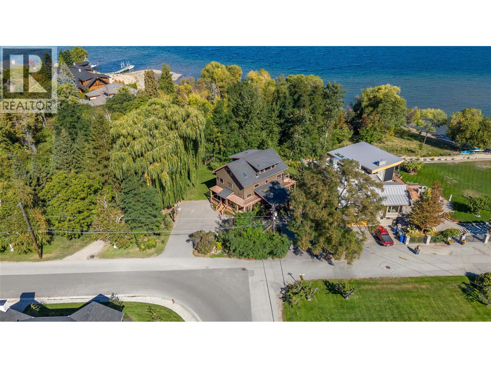 1702 Thornber Street - 55