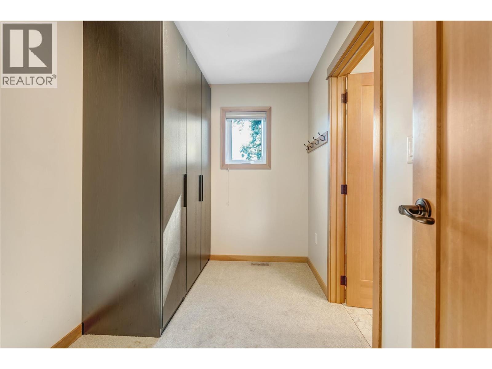 1702 Thornber Street - 20