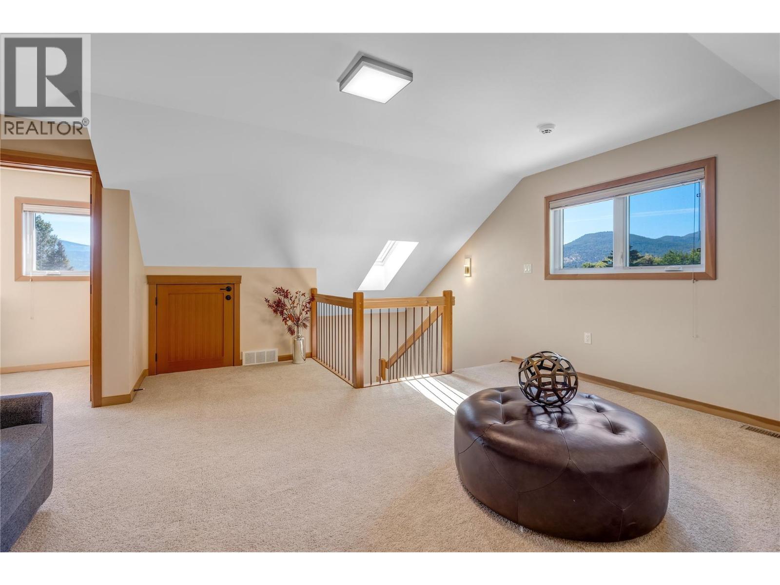 1702 Thornber Street - 28