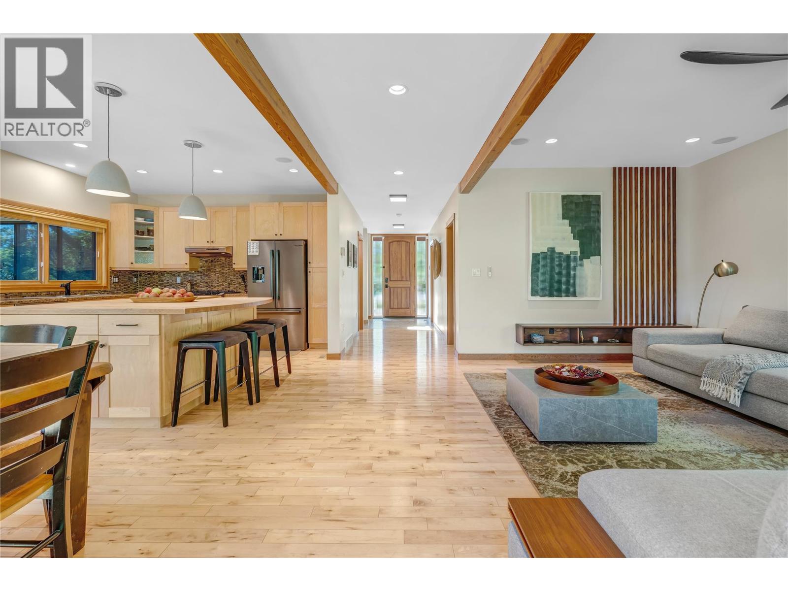1702 Thornber Street - 11