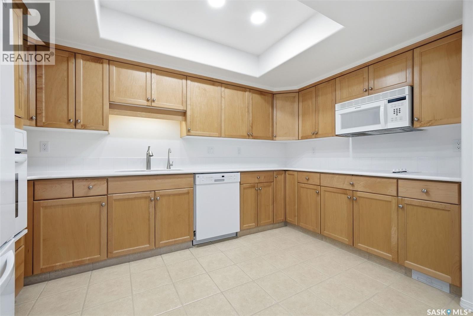 226 2330 Hamilton STREET — photo 11
