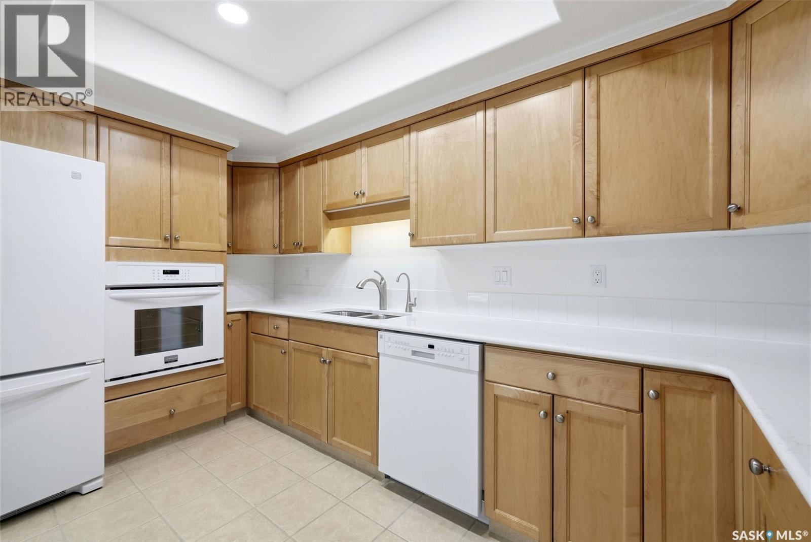 226 2330 Hamilton STREET — photo 12