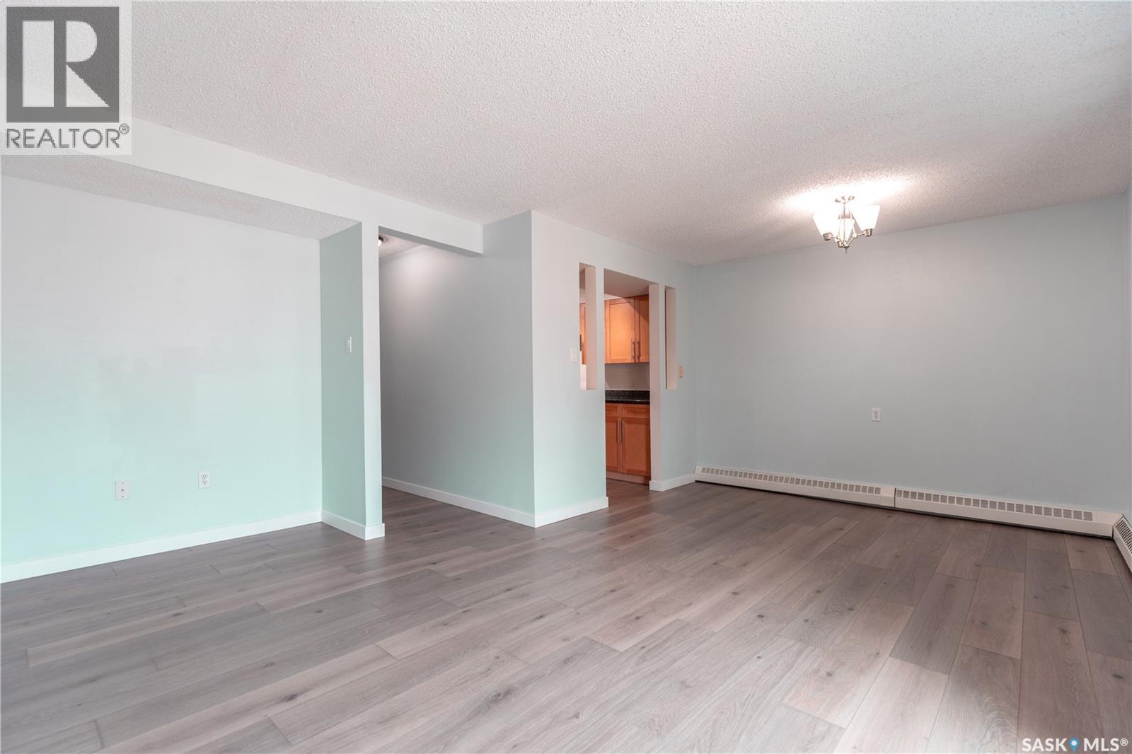 #6 103 Powe STREET - 9