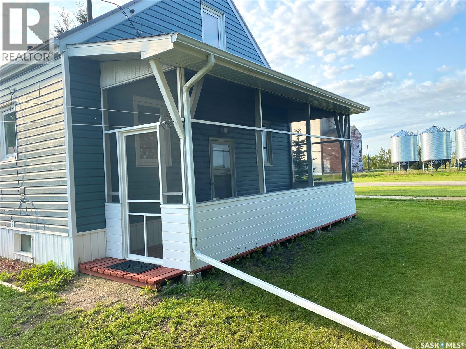 325 Grout STREET - 5