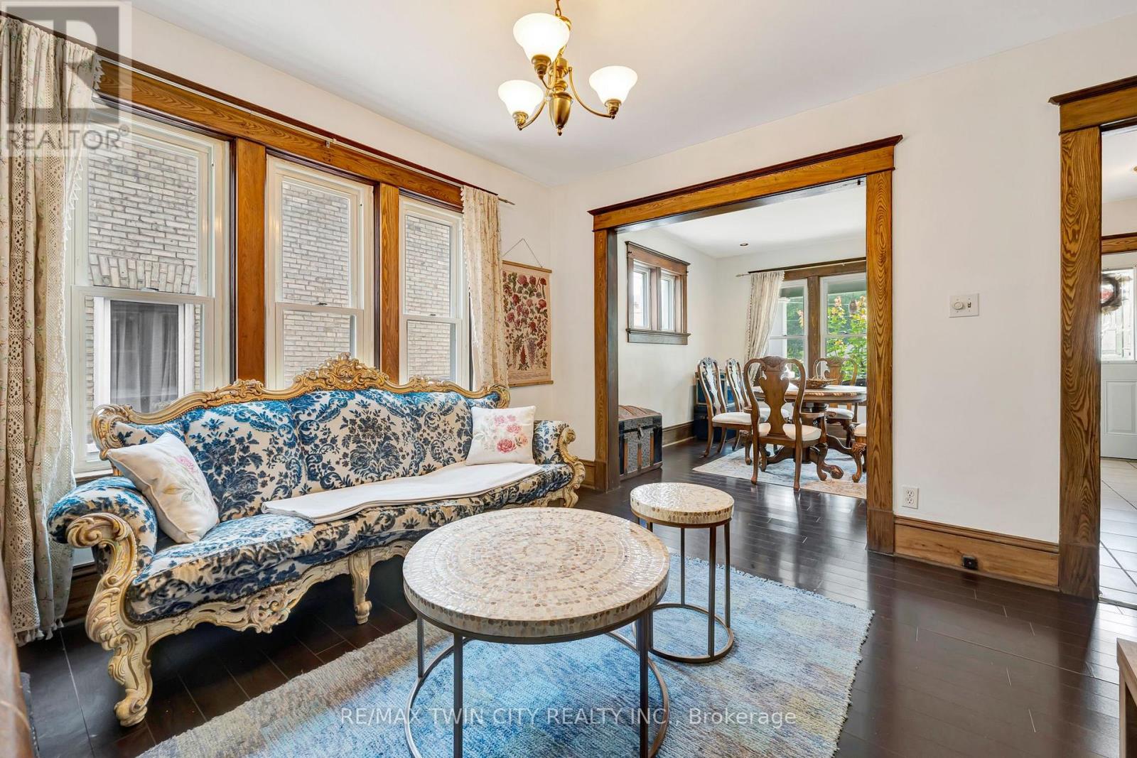 42 SHANLEY STREET - 11