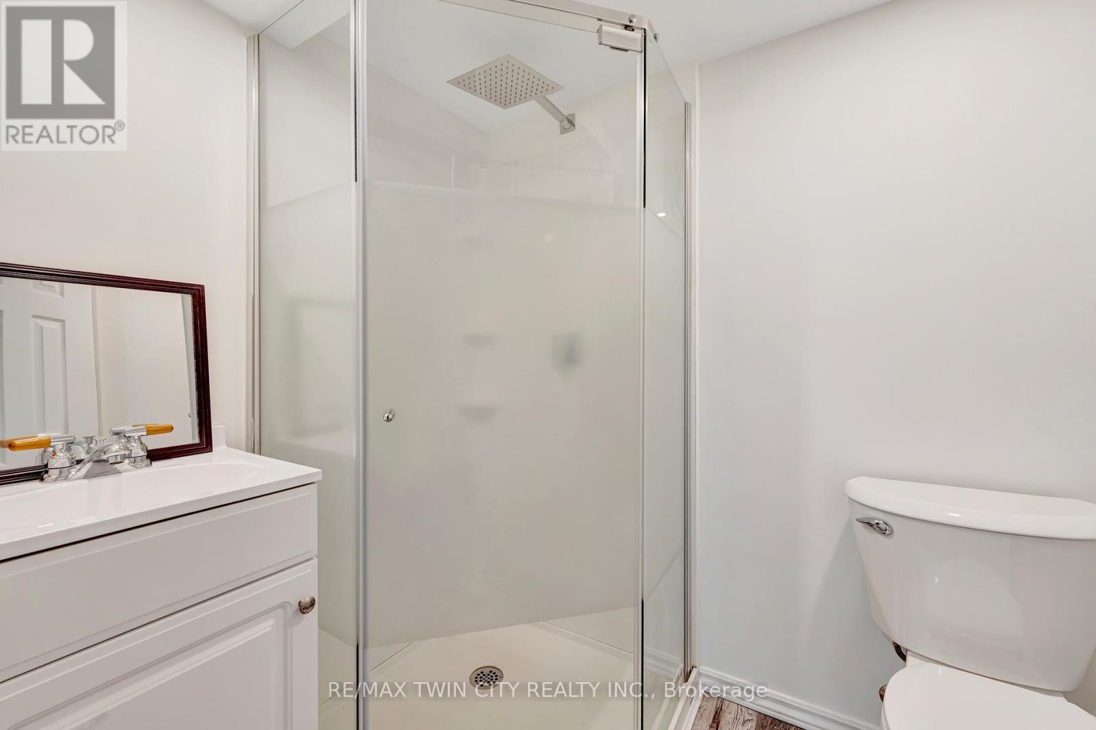 42 SHANLEY STREET - 36