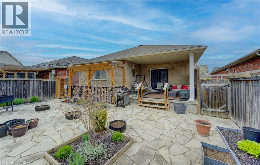 369 ZELLER Drive, Kitchener, Ontario, N2A0A3 — Photo 12