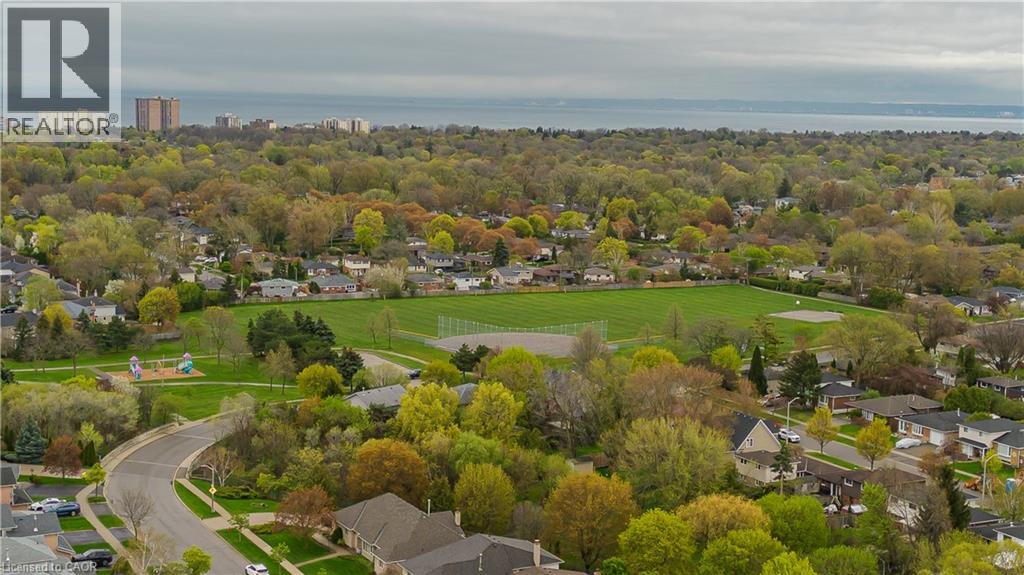5402 SHELDON PARK Drive, Burlington, Ontario, L7L5X1 — Photo 3