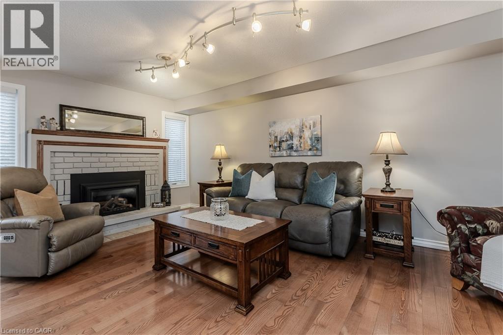5402 SHELDON PARK Drive, Burlington, Ontario, L7L5X1 — Photo 9