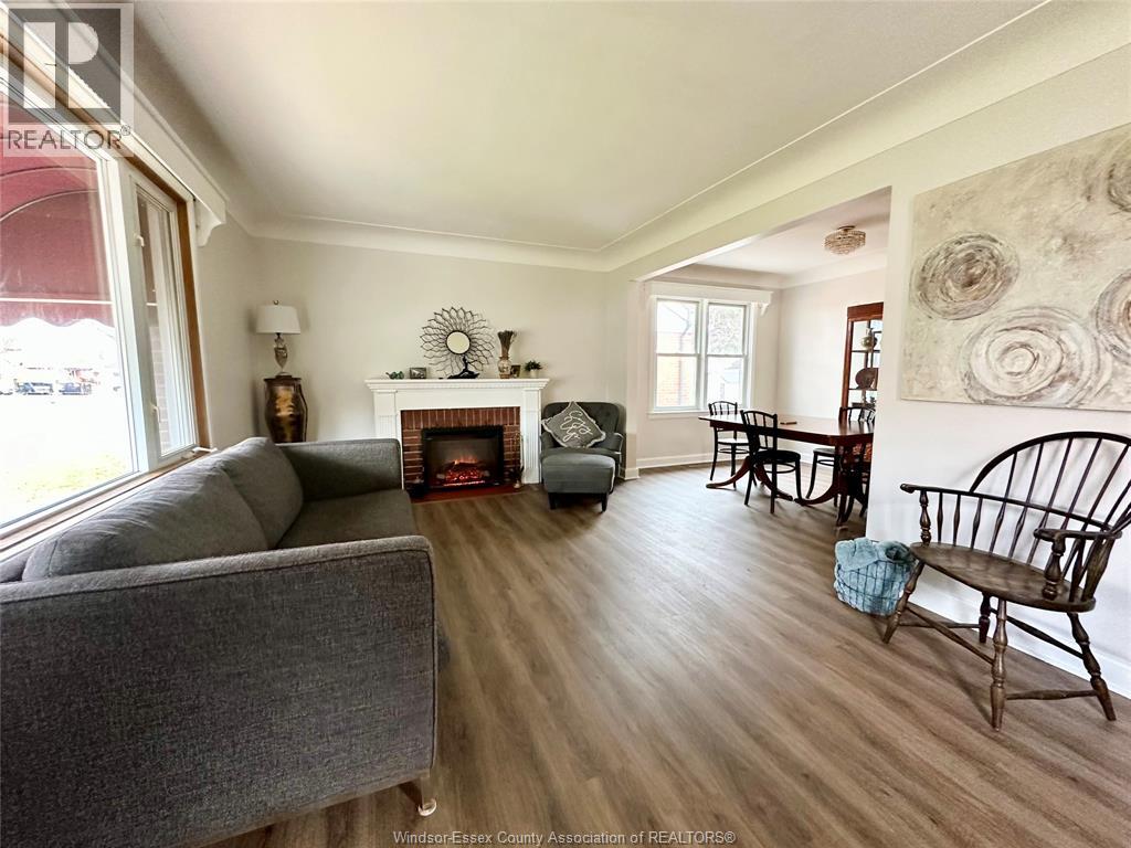 854 BELLEPERCHE PLACE, Windsor, Ontario, N8S3C1 — Photo 4