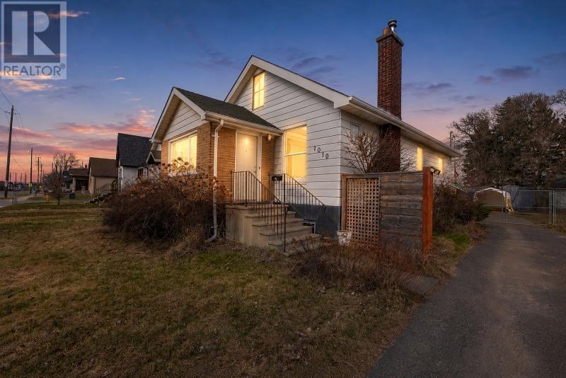 1010 Sprague ST, Thunder Bay, Ontario, P7E1V9 — Photo 2
