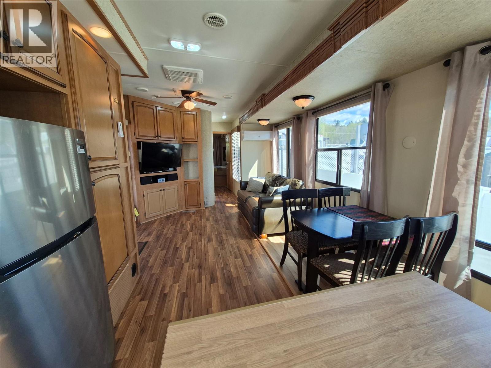 #278 415 Commonwealth Road - 9